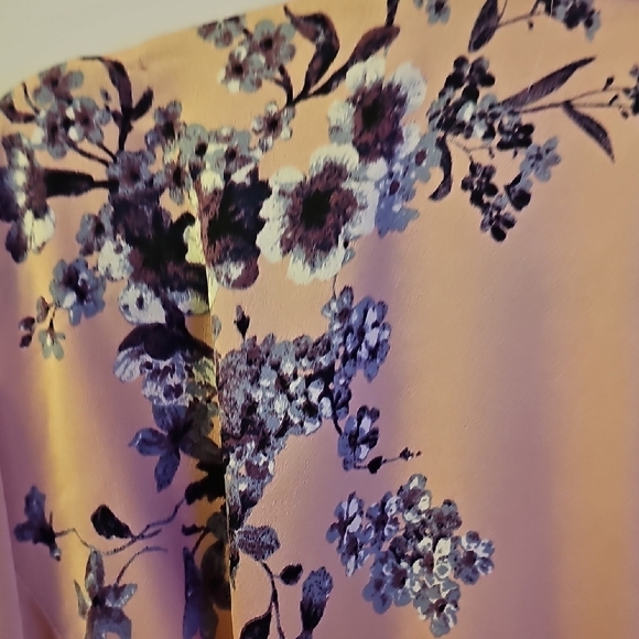 La Vie En Rose Floral Satin Robe - Pink and Black Size S/M - Picture 8 of 9